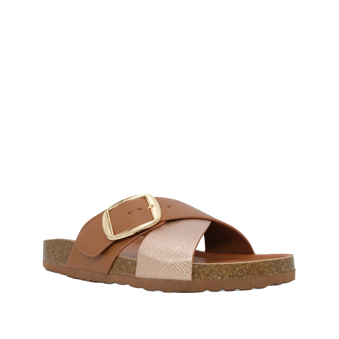 Sandalias flats Madga para mujer color camel